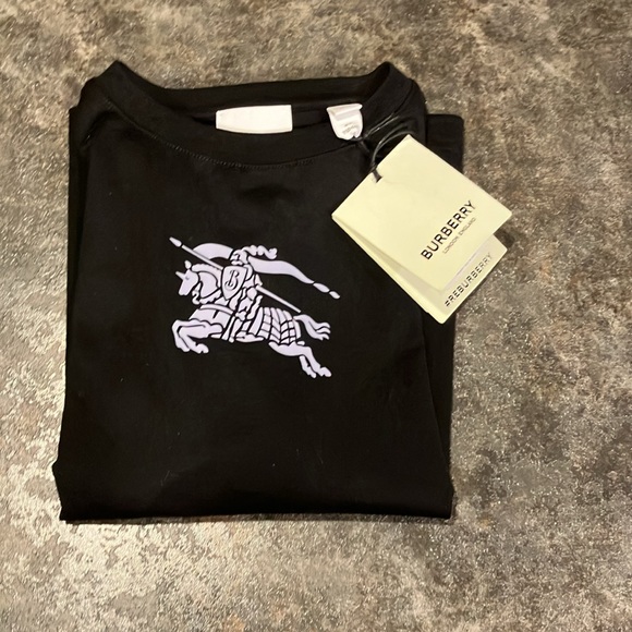 NWT- Burberry Long Sleeve T-shirt (Size 6) - Picture 8 of 8